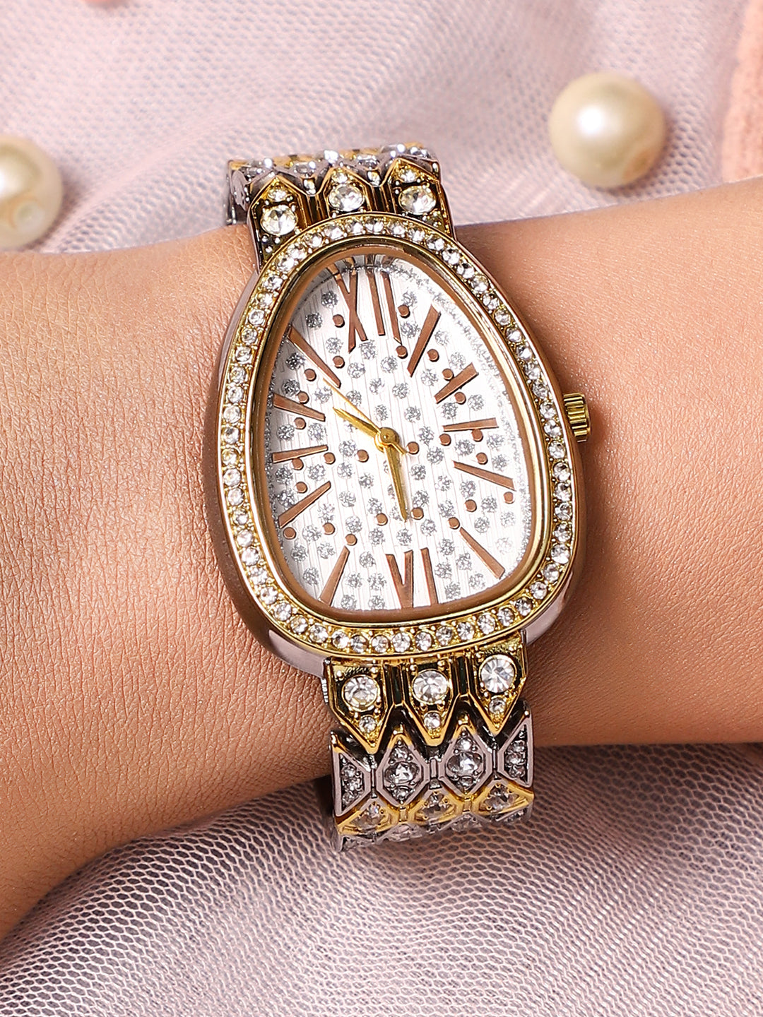 The Roman Ophidian Oval Watch - Ivory White