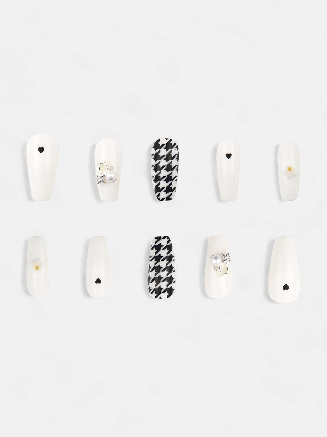 The Houndstooth Cuore Press-On Nails - Chalk White:Onyx Black