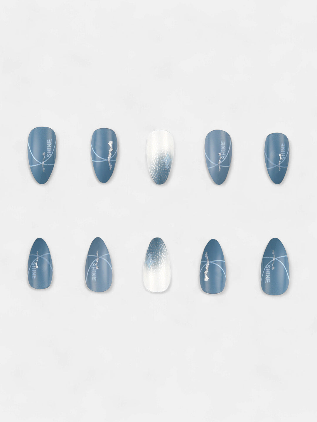 The Cluster Press-On Nails - Icy Blue