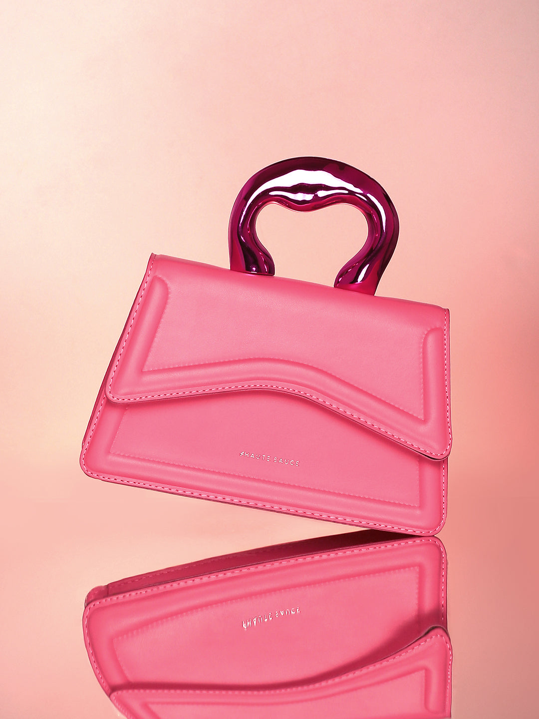 The Caldera Gloss Hand Bag - Rouge Pink