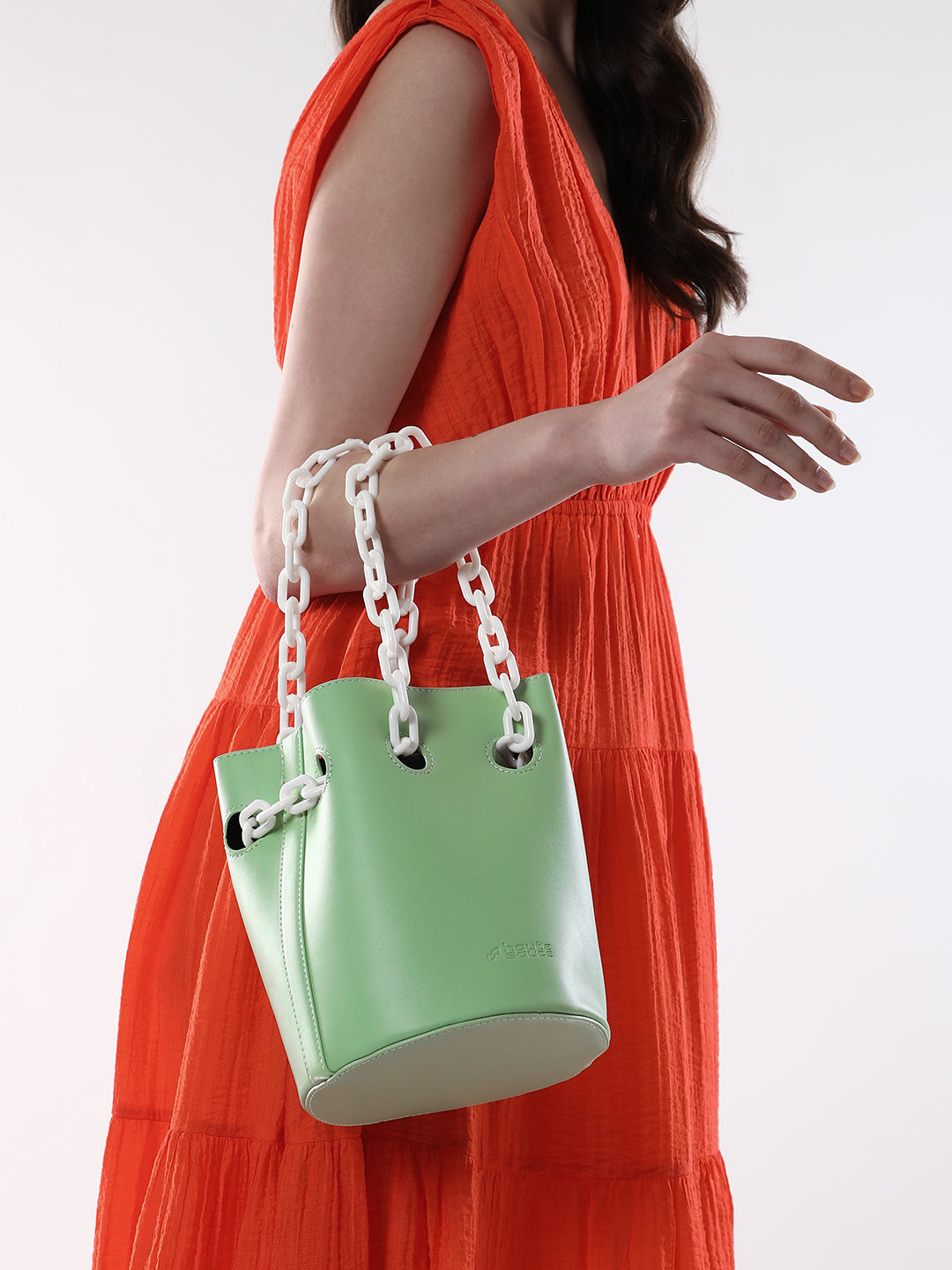 The Block-A-Chain Bucket Bag - Pistachio Green