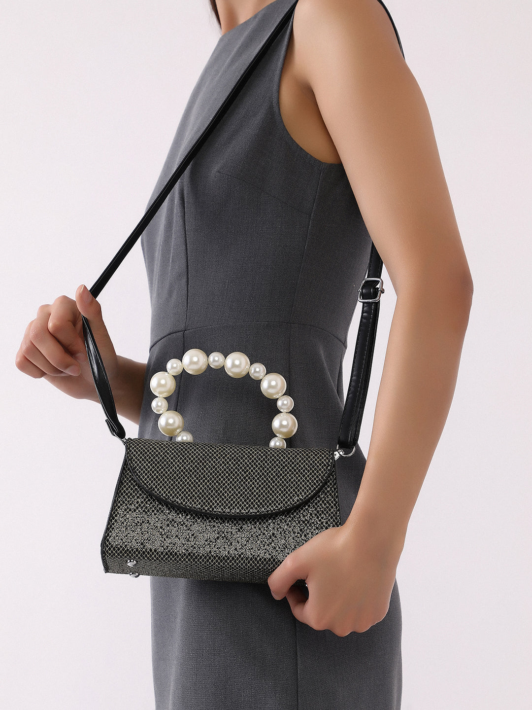 The Iri Noire Hand Bag - Onyx Black