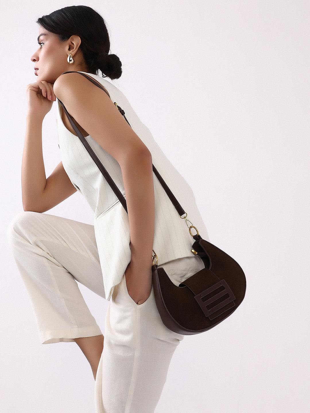 The Arcove Shoulder Bag - Coffee Brown