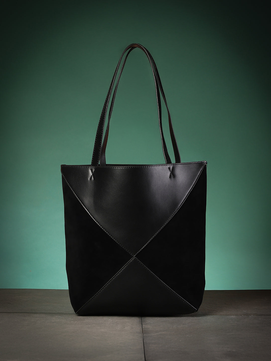 The Velouré Tote Bag - Onyx Black