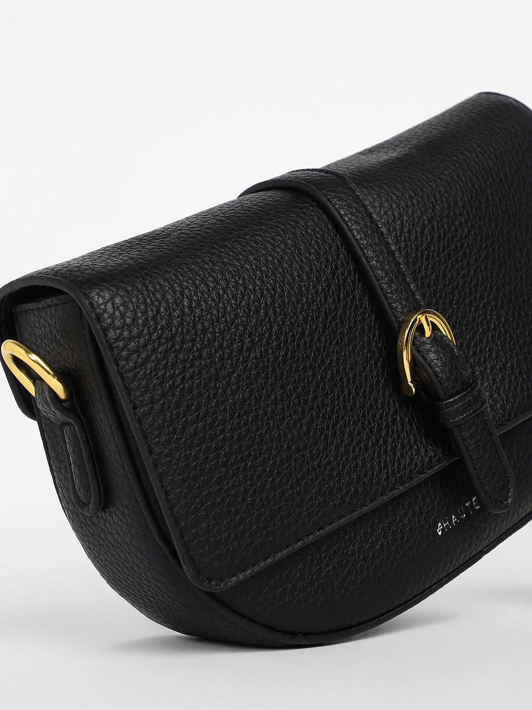 Women's The Tang-Buckle Shoulder Bag - Midnight Black