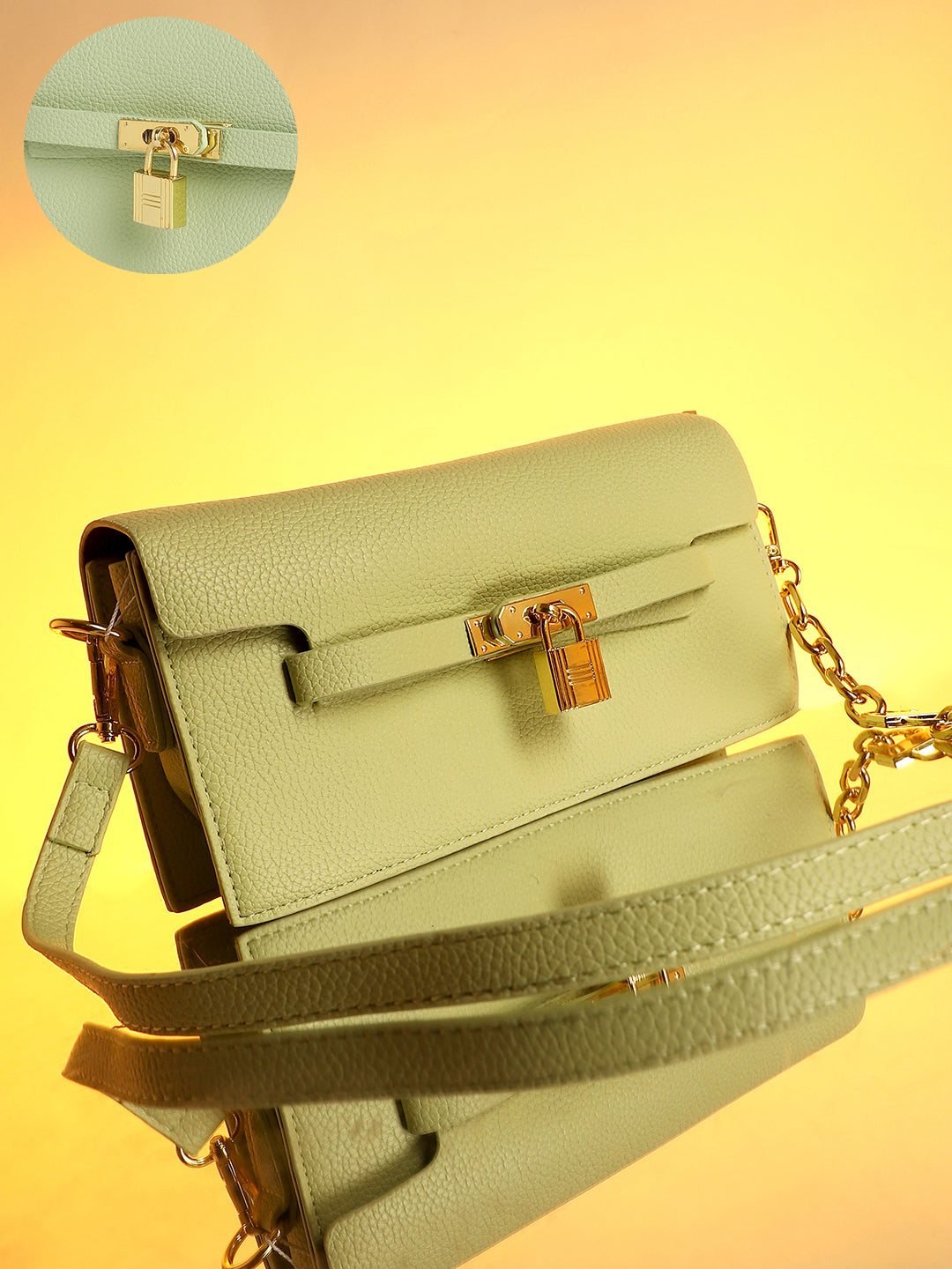 The Overlap Lock Shoulder Bag - Pistachio Green