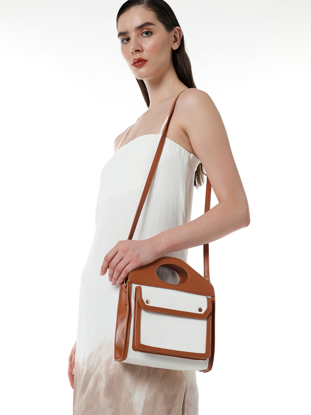 The Canvas Block Hand Bag - Powder White