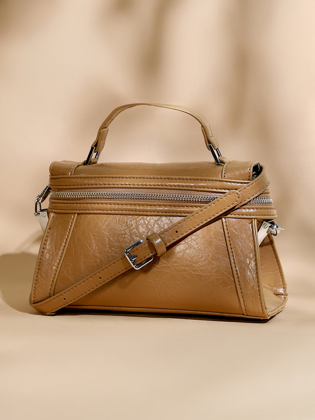 The Epistola Hand Bag - Tan Brown