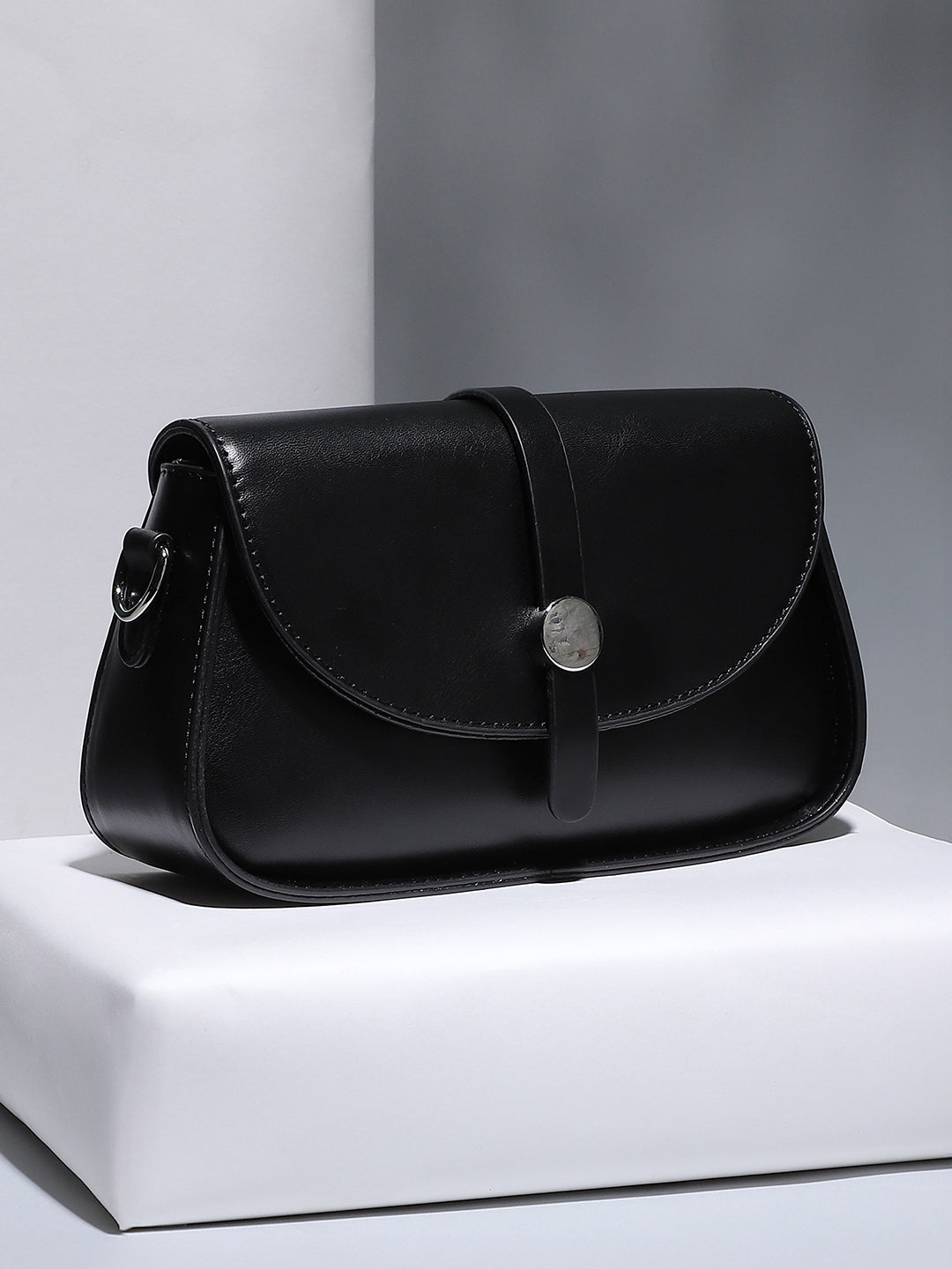 The Duske Hand Bag - Onyx Black