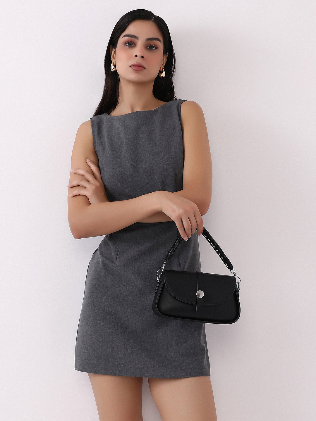 The Duske Hand Bag - Onyx Black