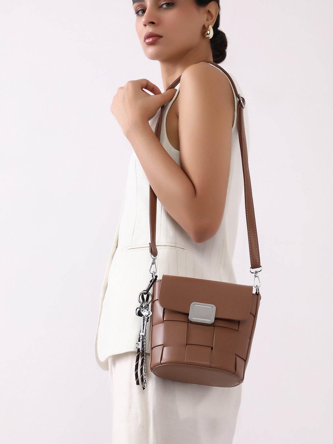 The Basket Sling Bag - Russet Brown