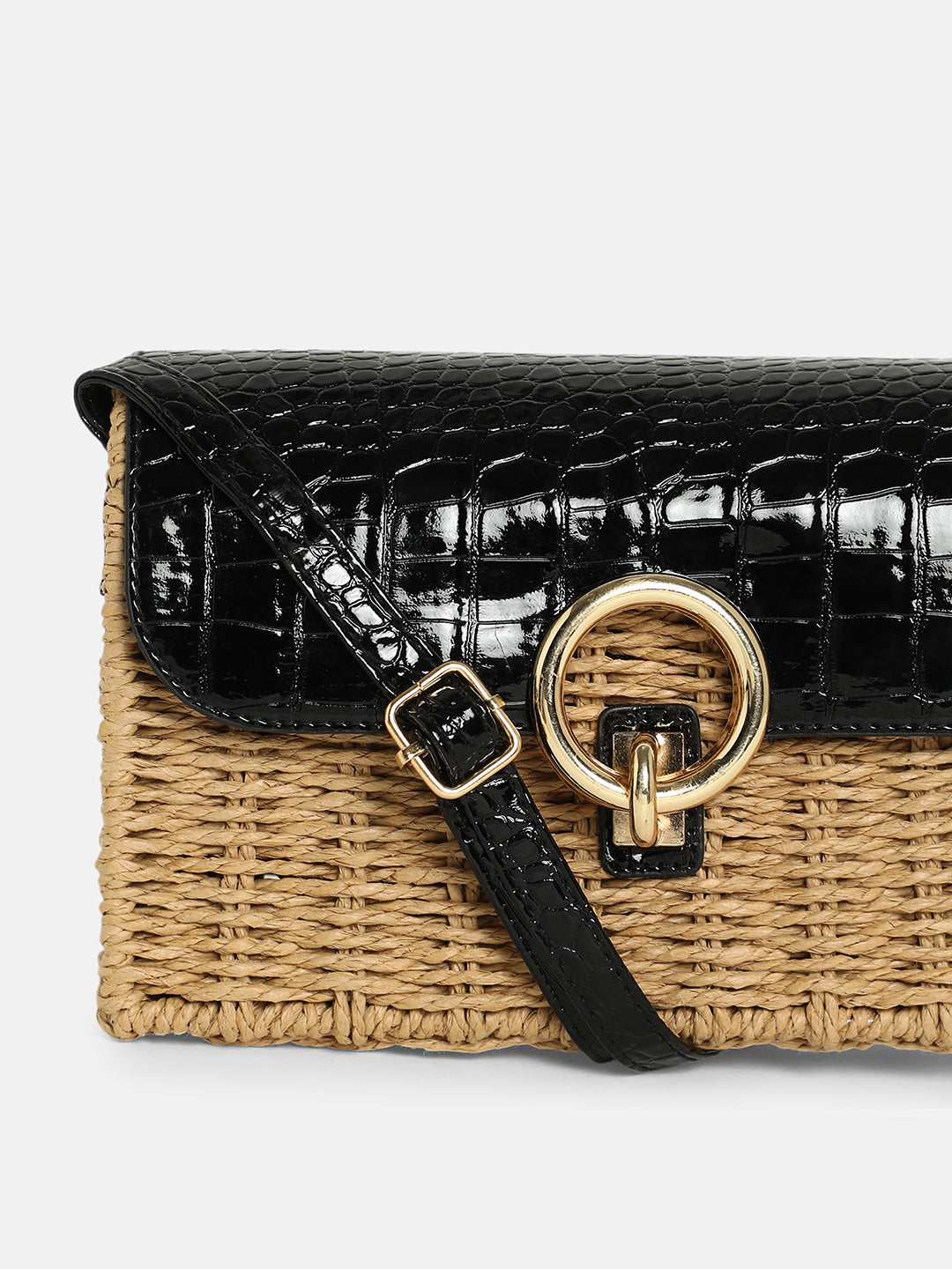 The Straw-Box Sling Bag - Onyx Black