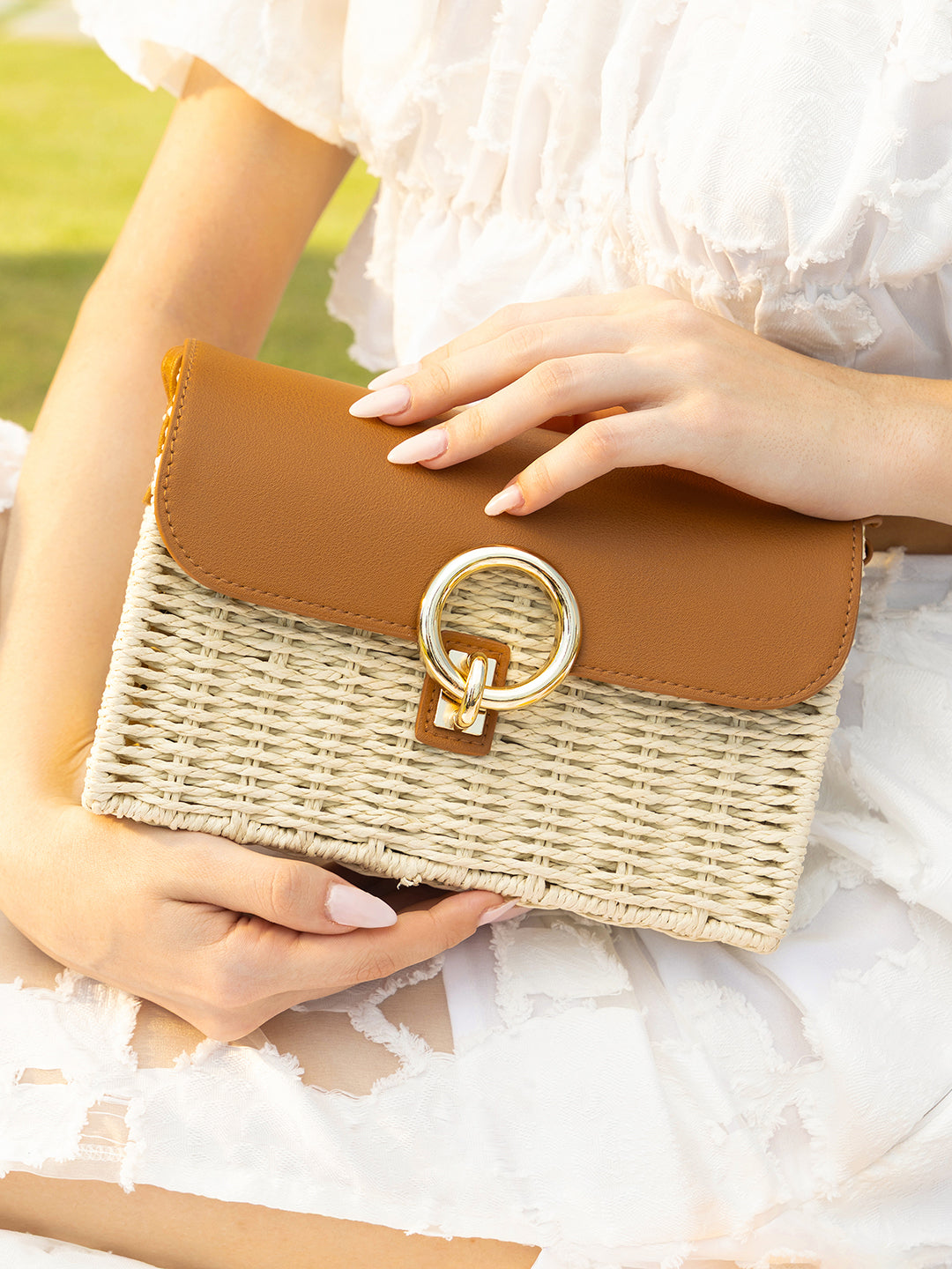 The Straw-Box Sling Bag - Tan Brown