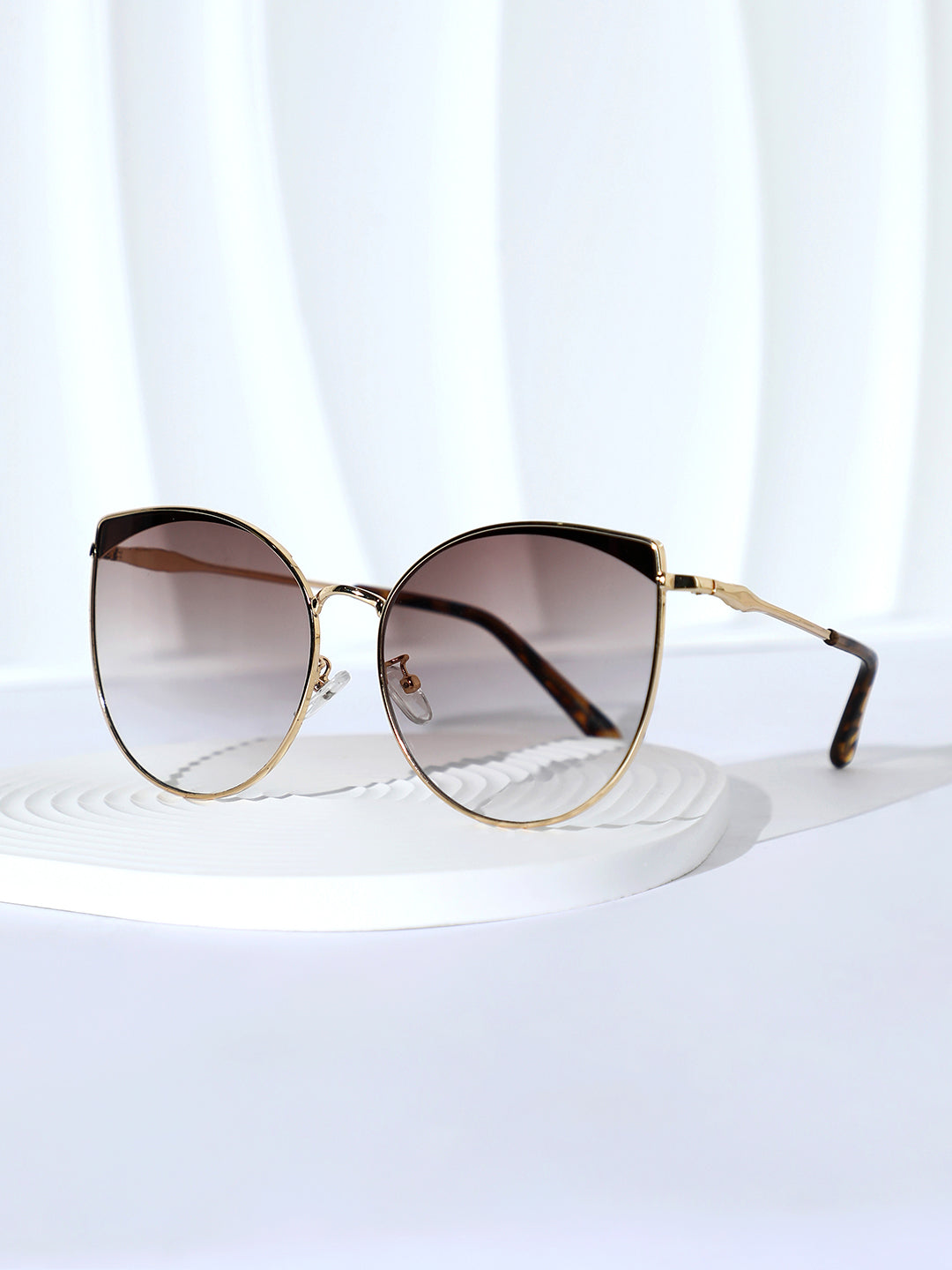 The Classic Gradient Cateye Sunglasses - Champayne Gold