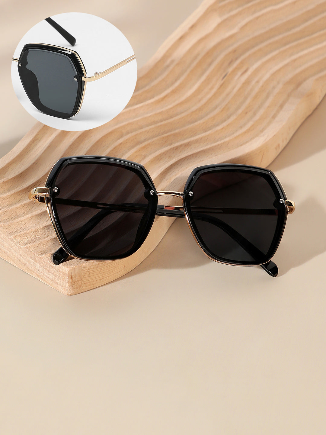 The Layered Butterfly Sunglasses - Onyx Black