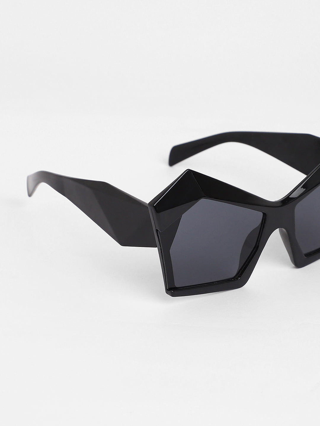 The Blade Geometric Sunglasses - Onyx Black