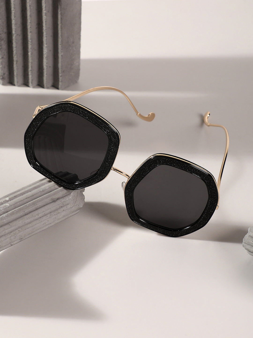 The Shimmer Oversized Sunglasses - Charcoal Black