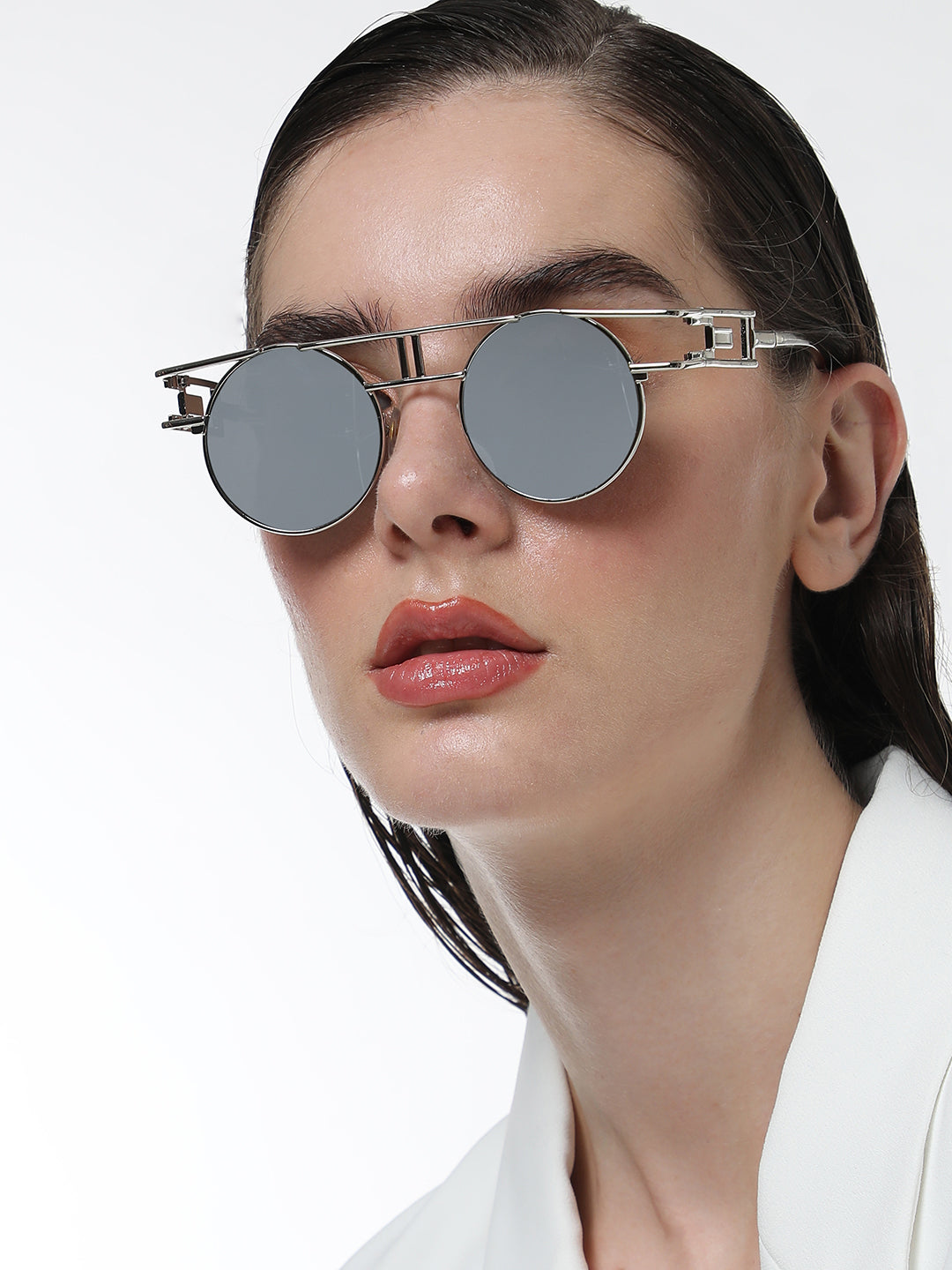 The Indie Round Sunglasses - Metallic Silver