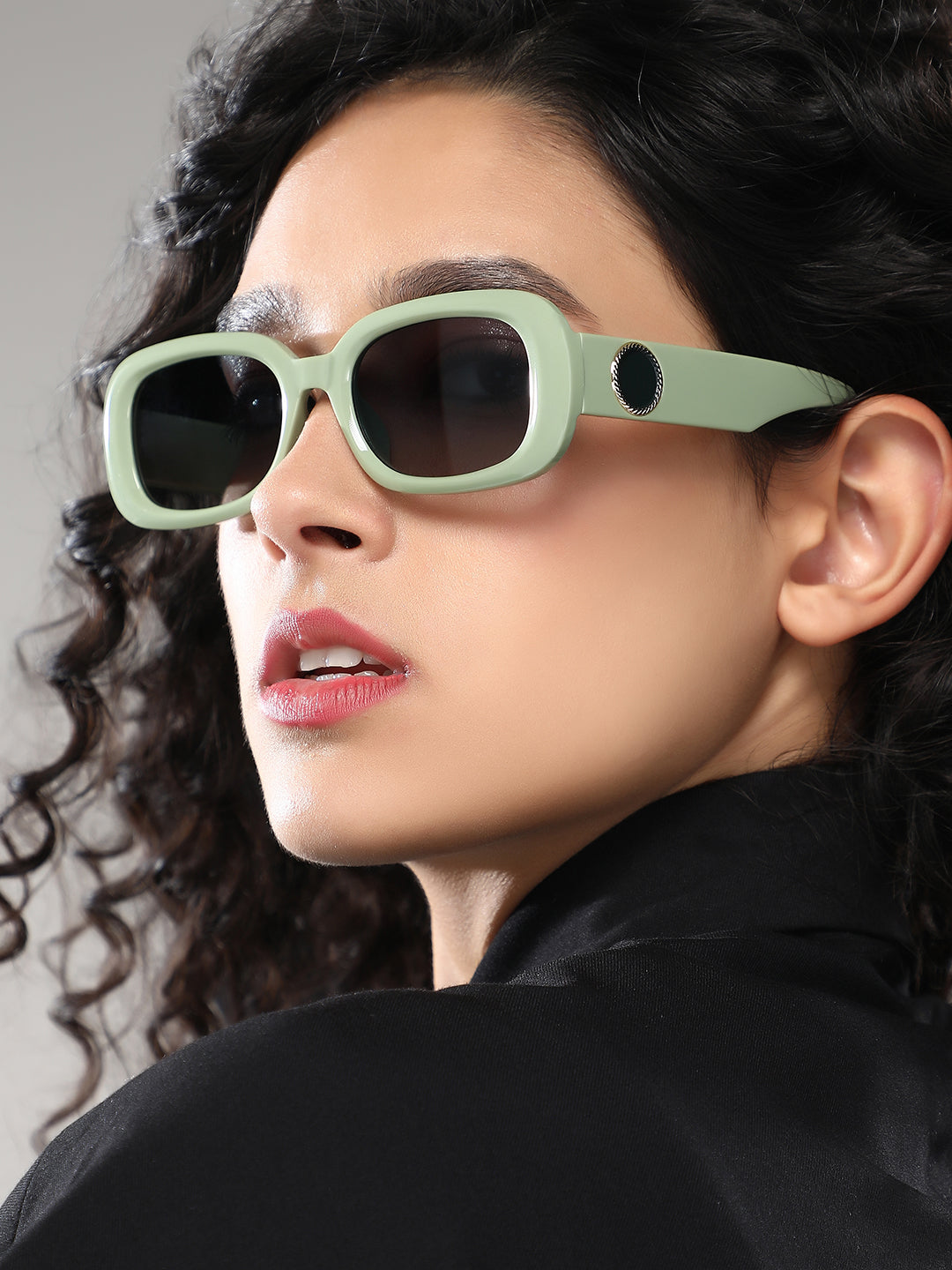 The Retro Cinema Rectangular Sunglass - Olive Green