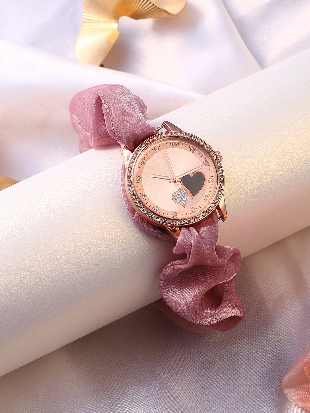 Women's The Scrunchie Heart Round Watch - Blush Pink