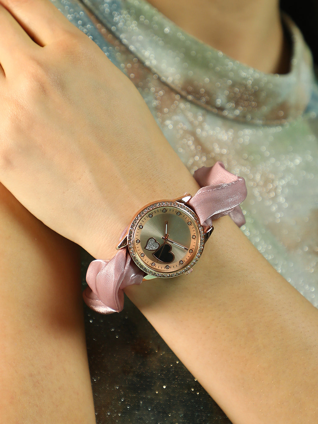 Women's The Scrunchie Heart Round Watch - Blush Pink