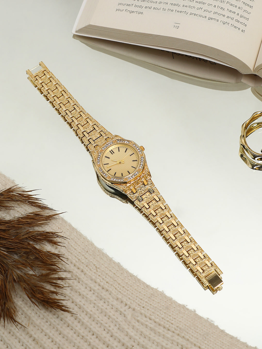 The Textured Round Watch