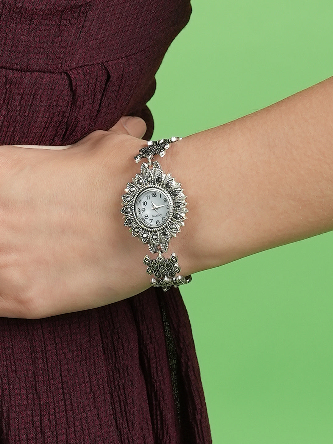 The Sunflower Round Watch - Antique Silver