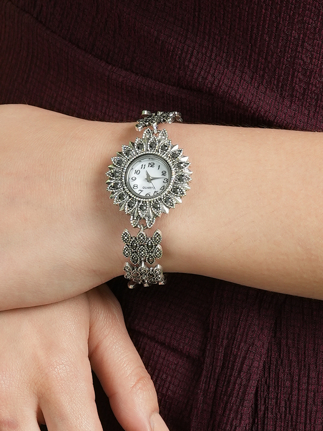 The Sunflower Round Watch - Antique Silver