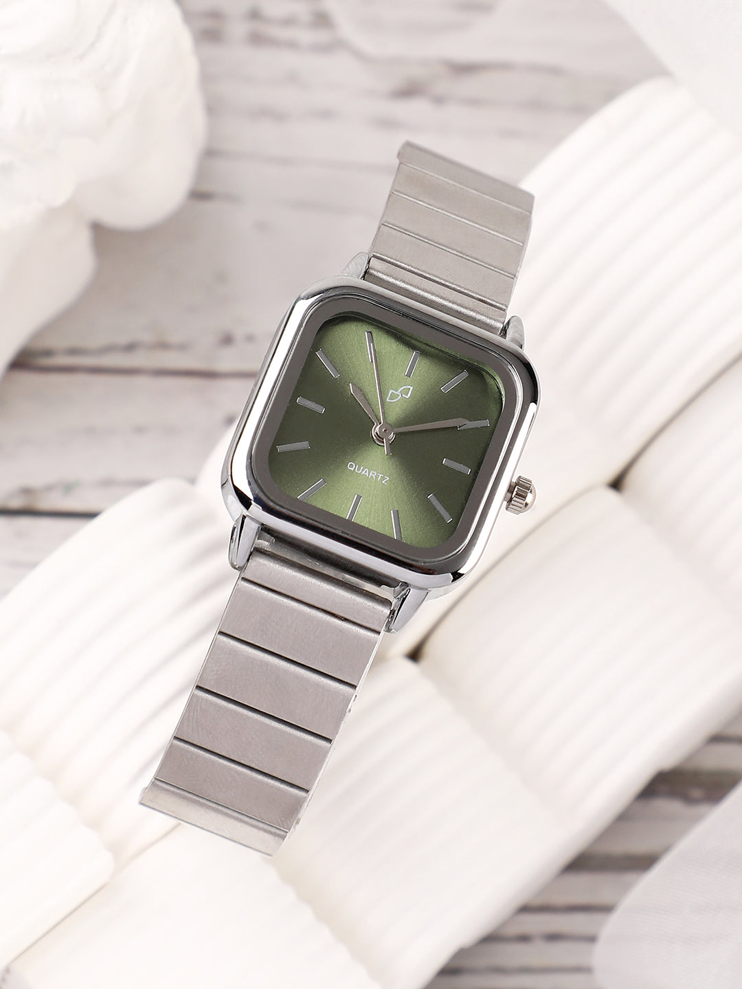 The Downtown Chain Square Watch - Olive Green