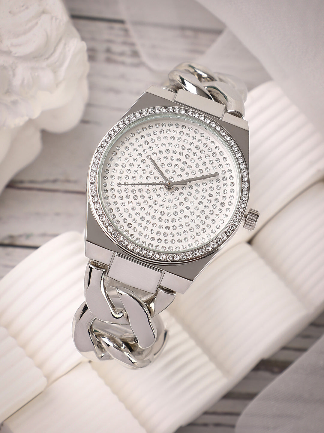 The Supernova Chunkylink Cushion Watch - Metallic Silver