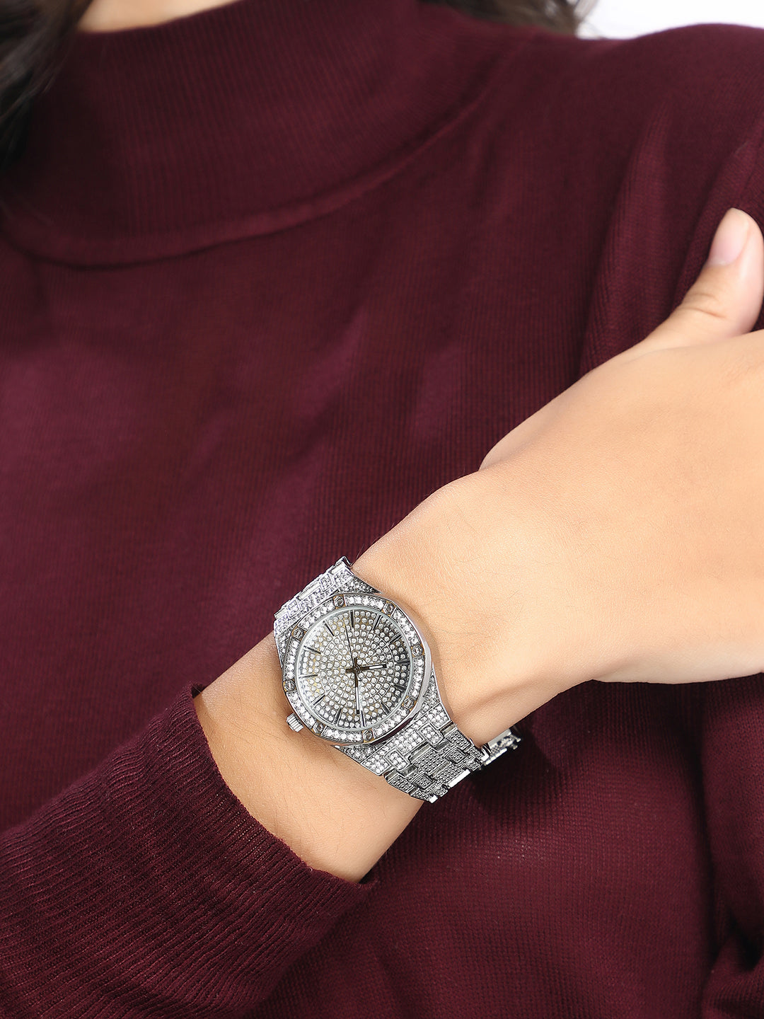 The Vérazzi Cushion Watch - Metallic Silver