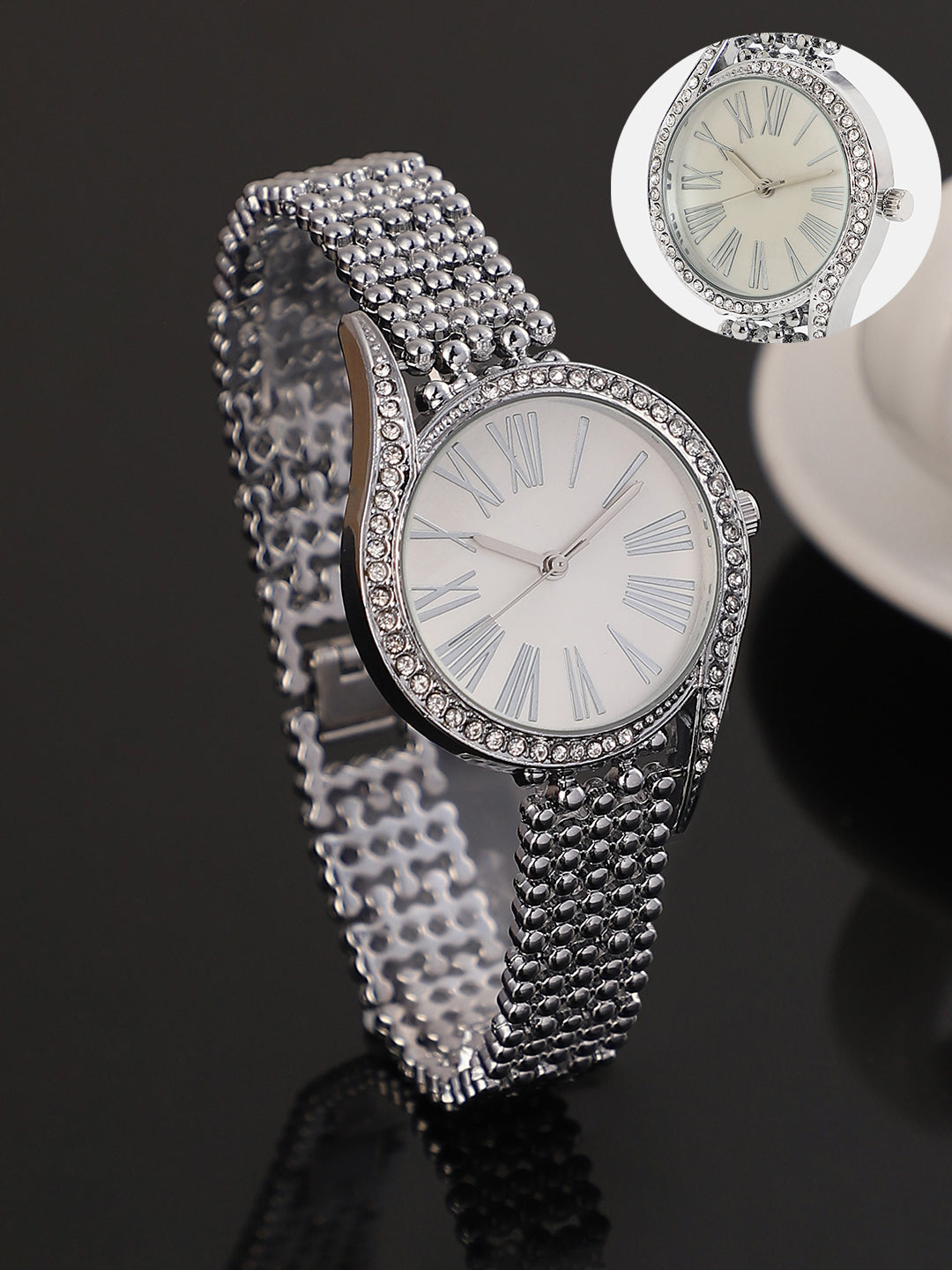 The Roman Dotted-Swirl Round Watch - Metallic Silver