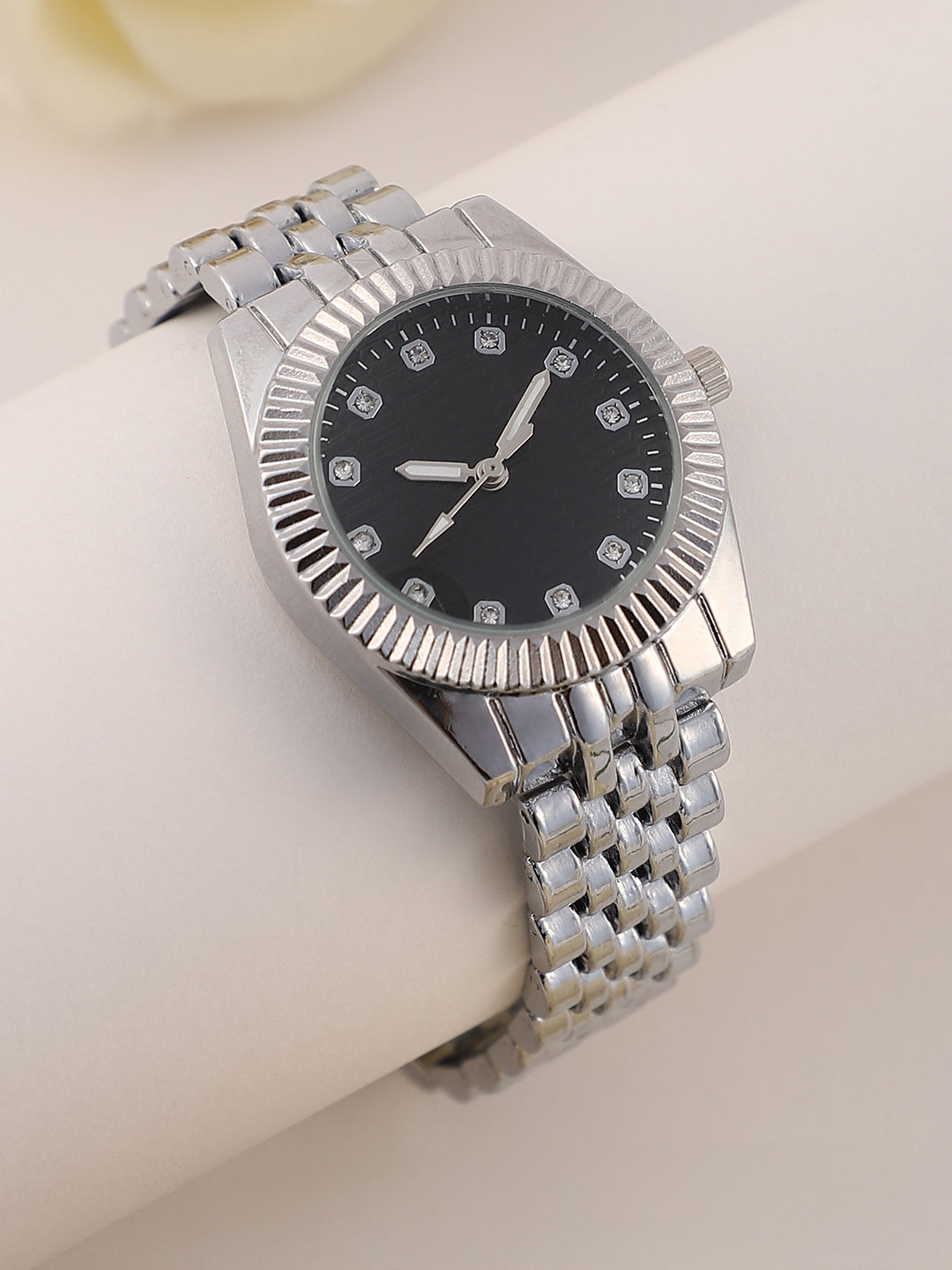 The Ribbed H-Link Round Watch - Midnight Black