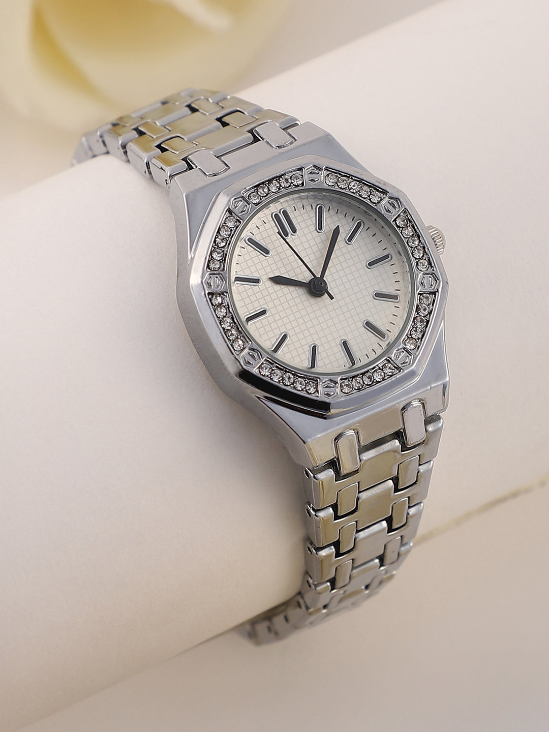 The Aetheria Cushion Watch - Metallic Silver