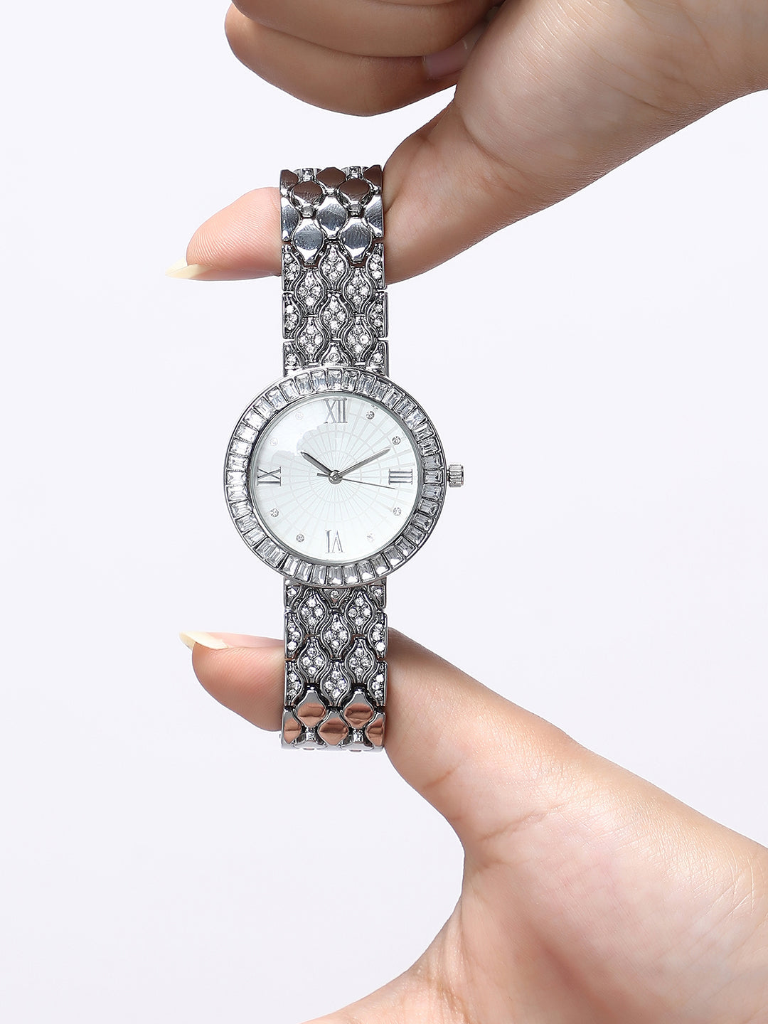 The Bijou Serpenti Round Watch - Metallic Silver