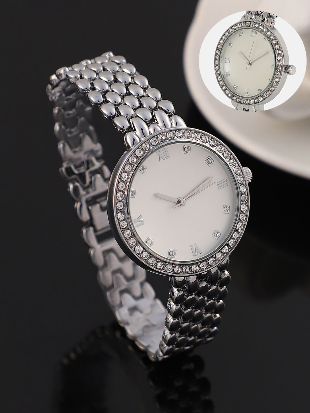 The Aphrodite Round Watch - Metallic Silver