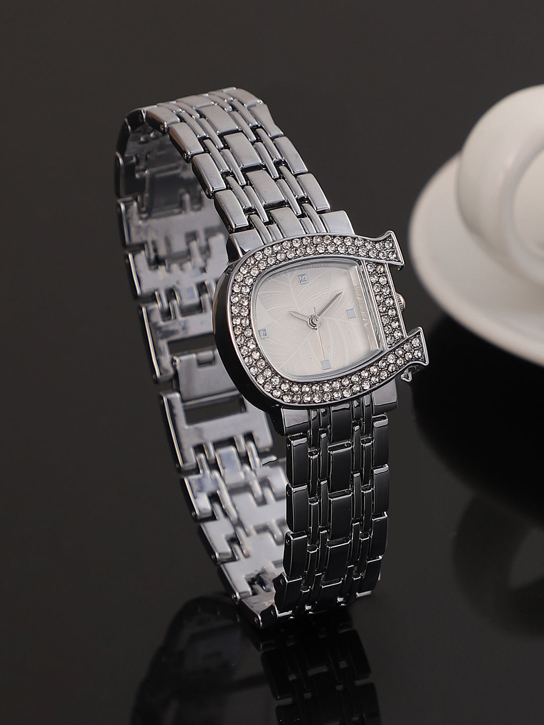 The Buckle Asymmetric Watch - Metallic Silver