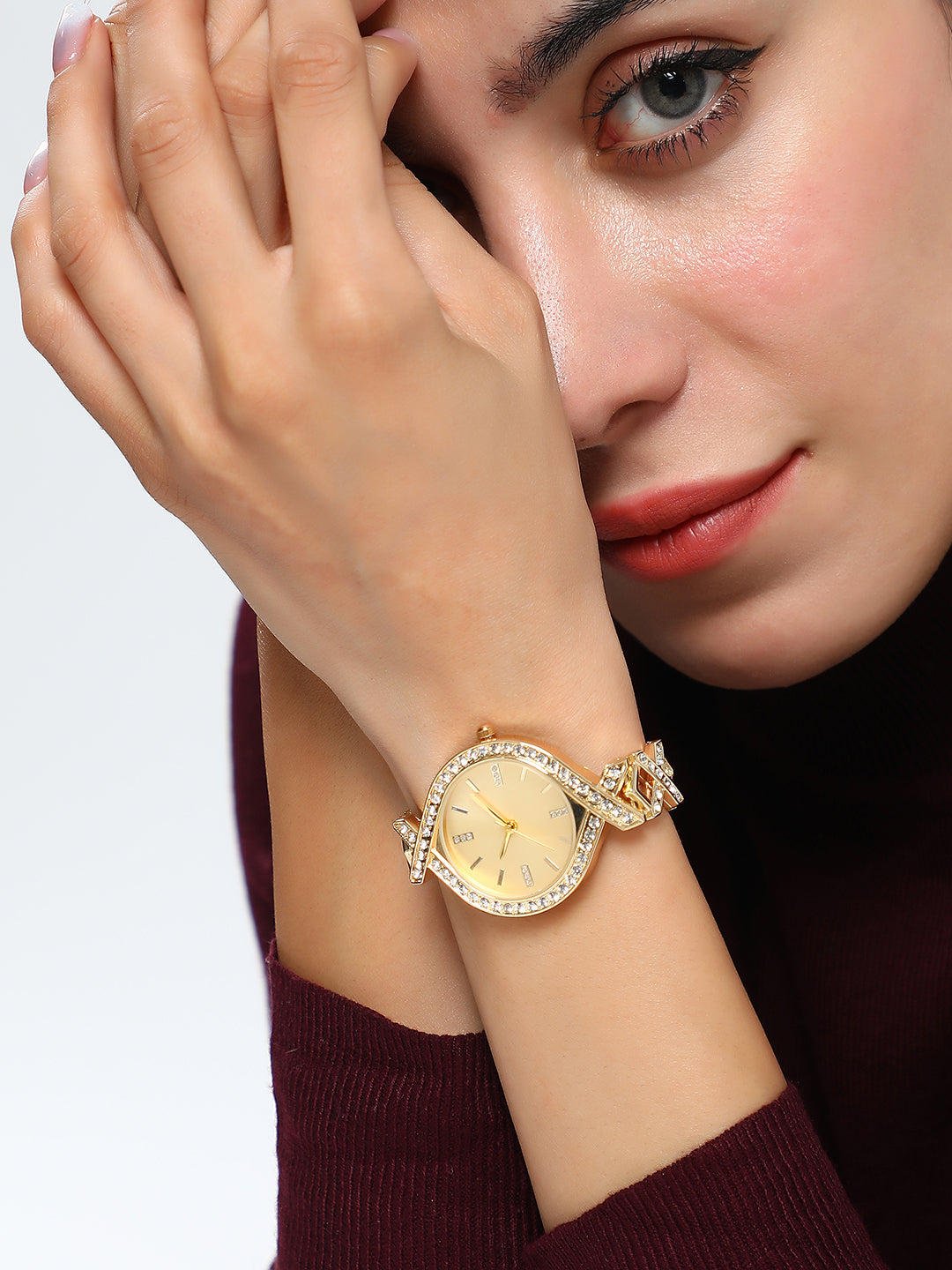 The Bijou-Braided Round Watch