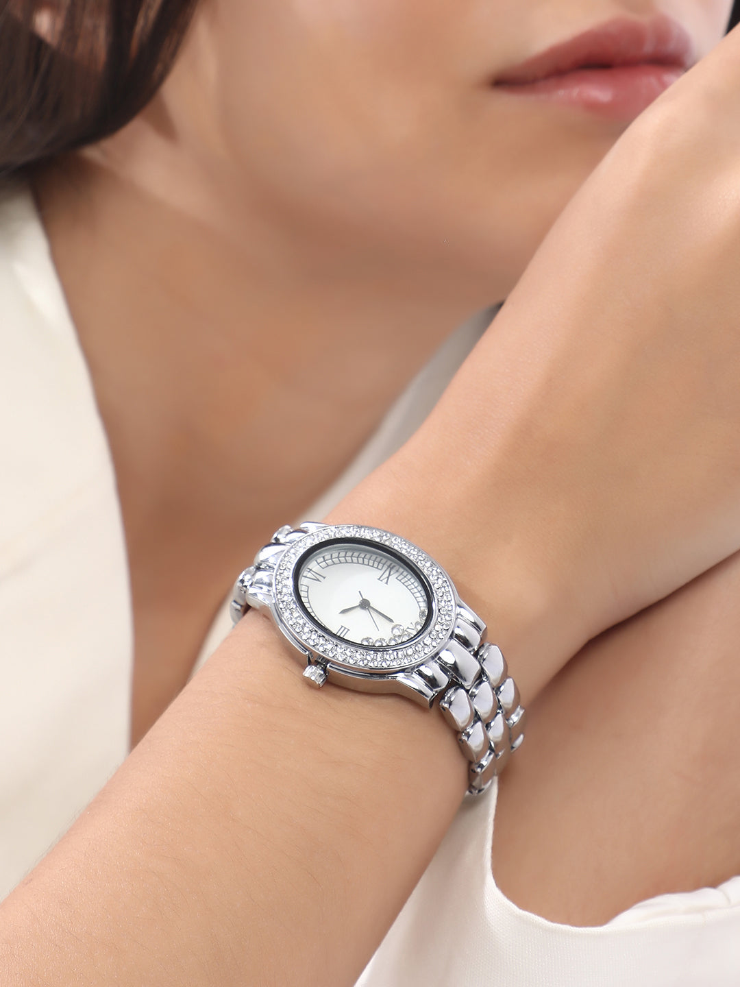 The Victoria Oval Watch - Metallic Silver