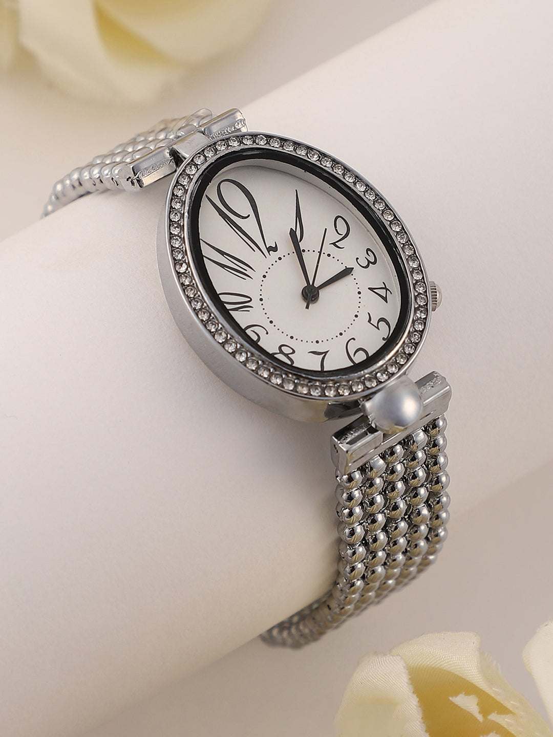 The Lumex Dotted Oval Watch - Metallic Silver