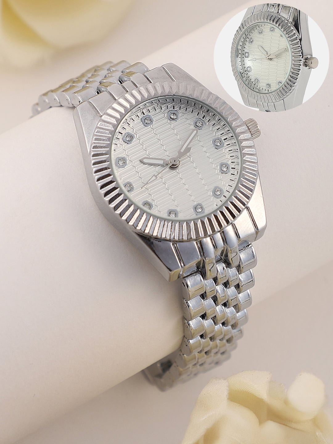 The Ribbed H-Link Round Watch - Metallic Silver