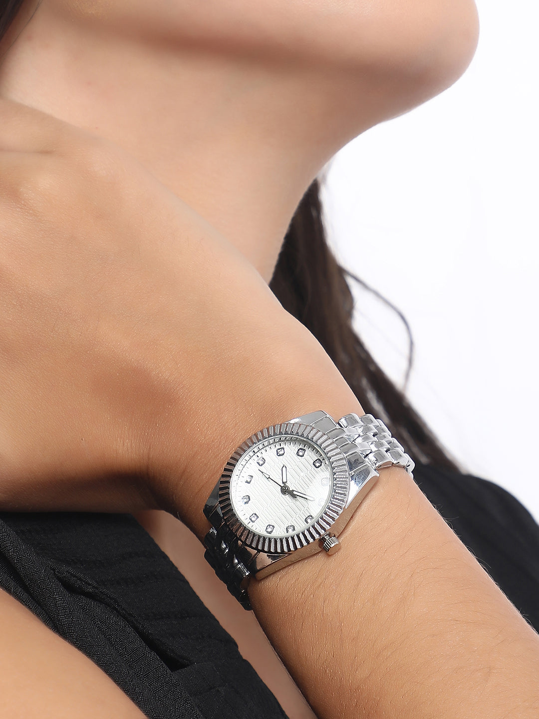 The Ribbed H-Link Round Watch - Metallic Silver