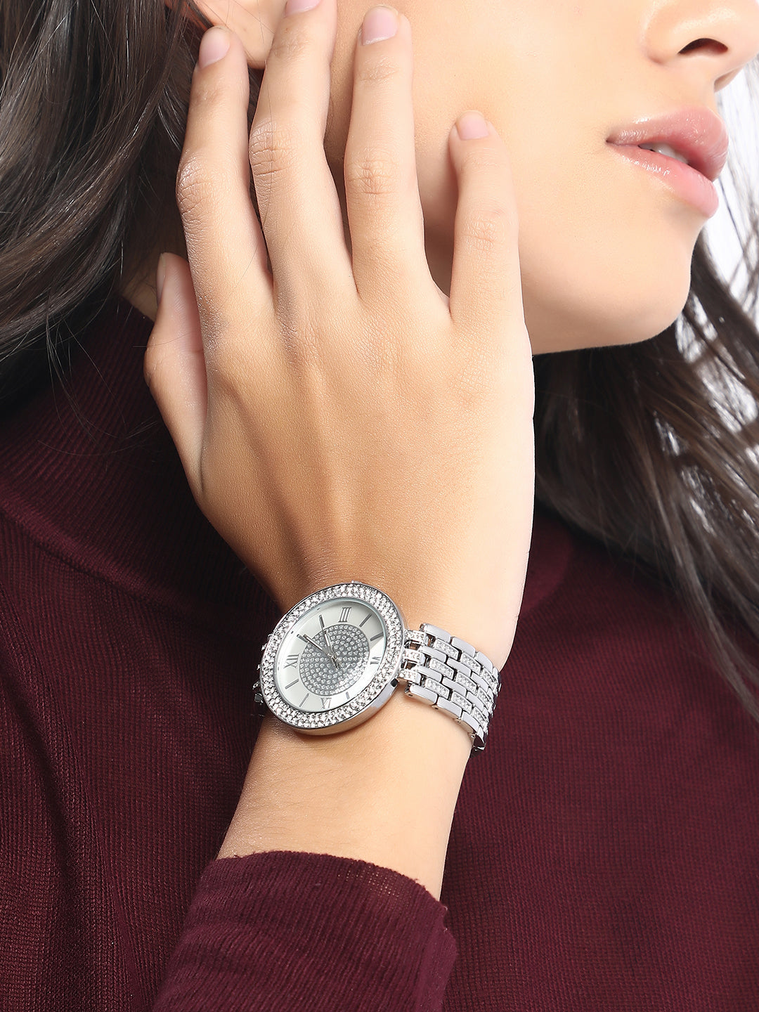 The Celestio Round Watch - Metallic Silver