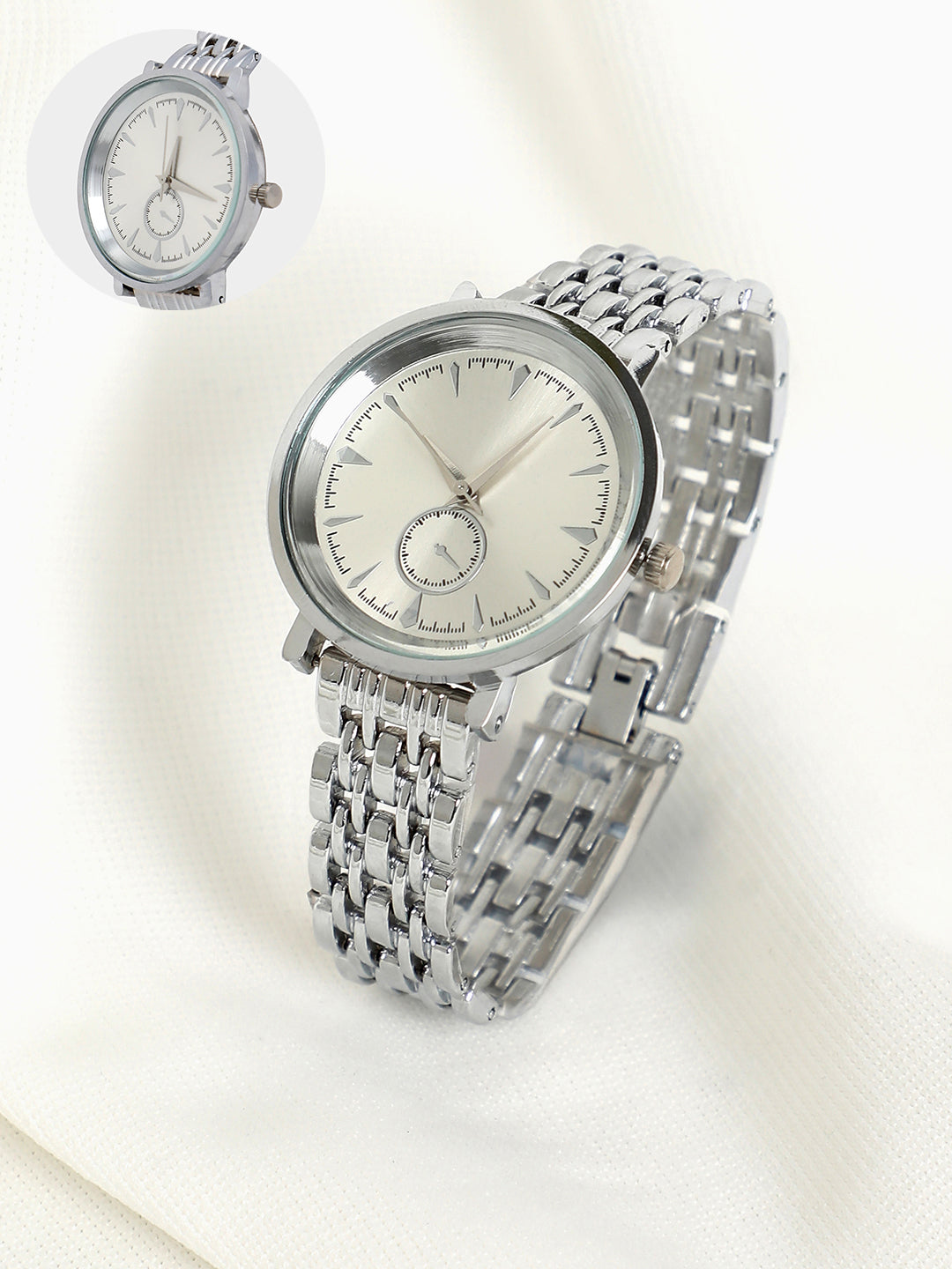 The Classica Round Watch - Metallic Silver