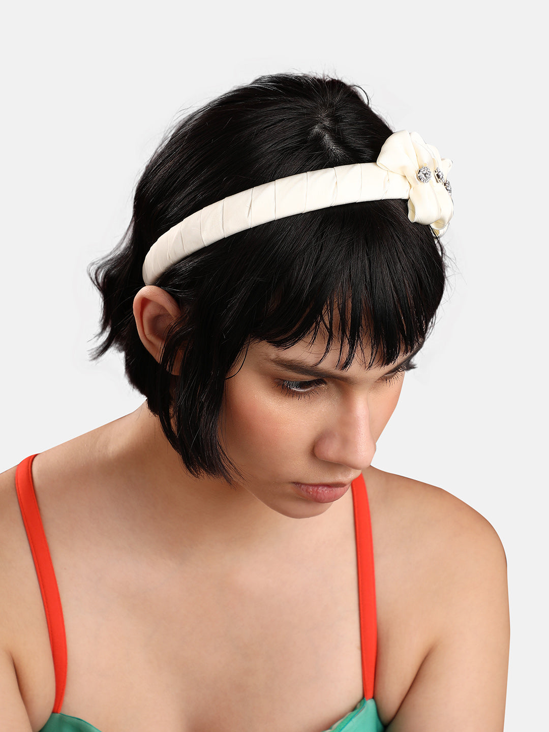 Bedazzled Elegance: Enhancing Hair With An Embellished Hairband