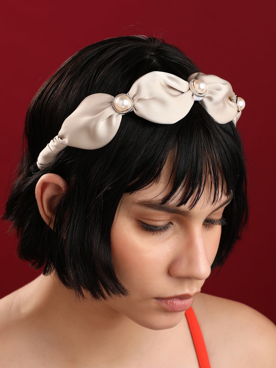 Wrapped In Comfort: The Cozy Fabric Hairband Touch