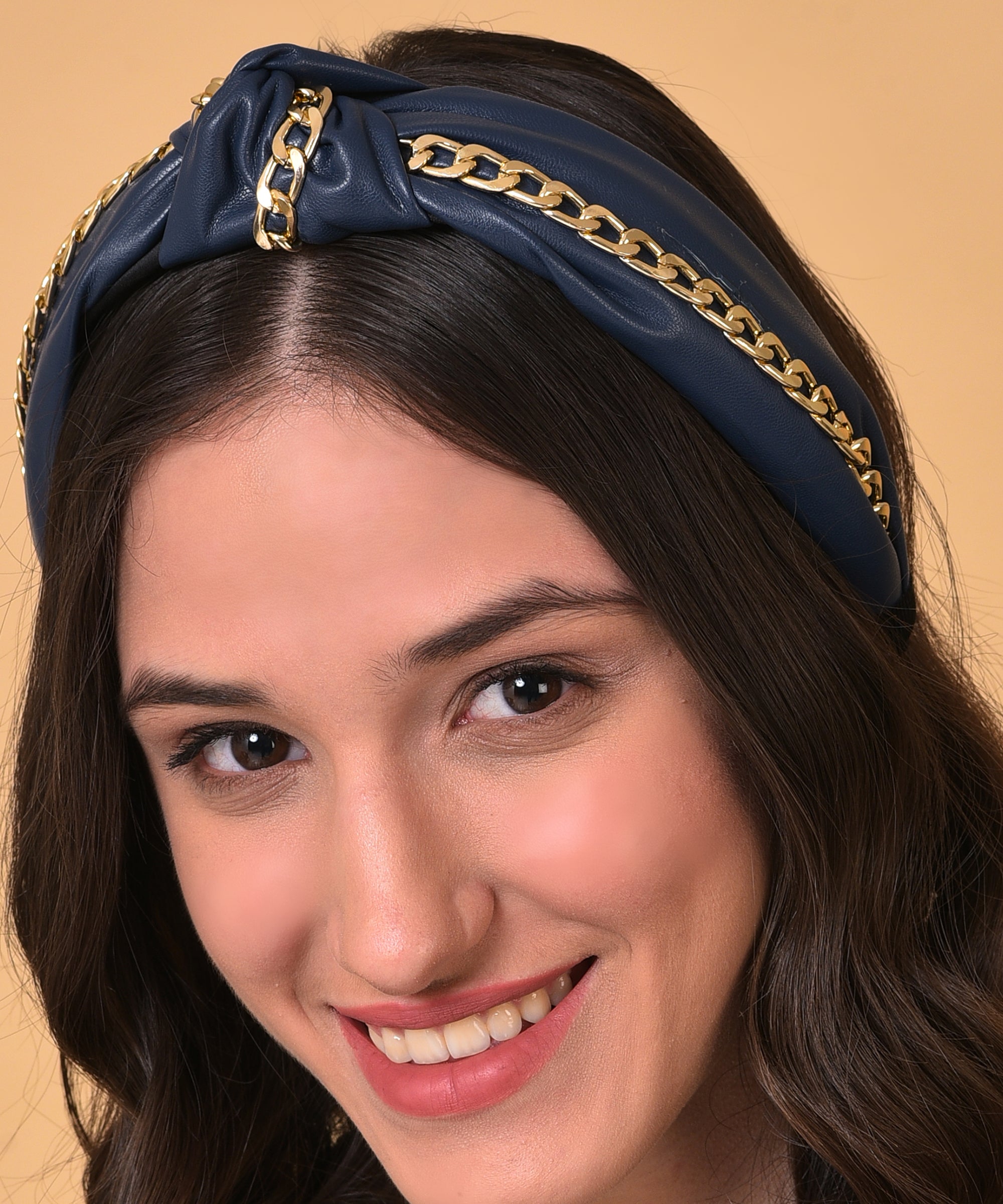 Hair Band With Chain Detail