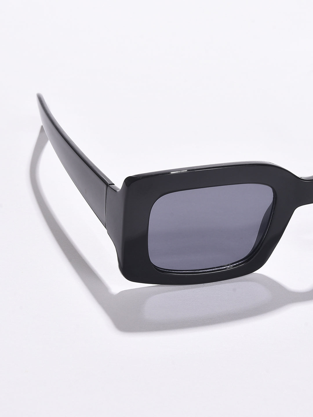 Black Lens Black Wayfarer Sunglasses